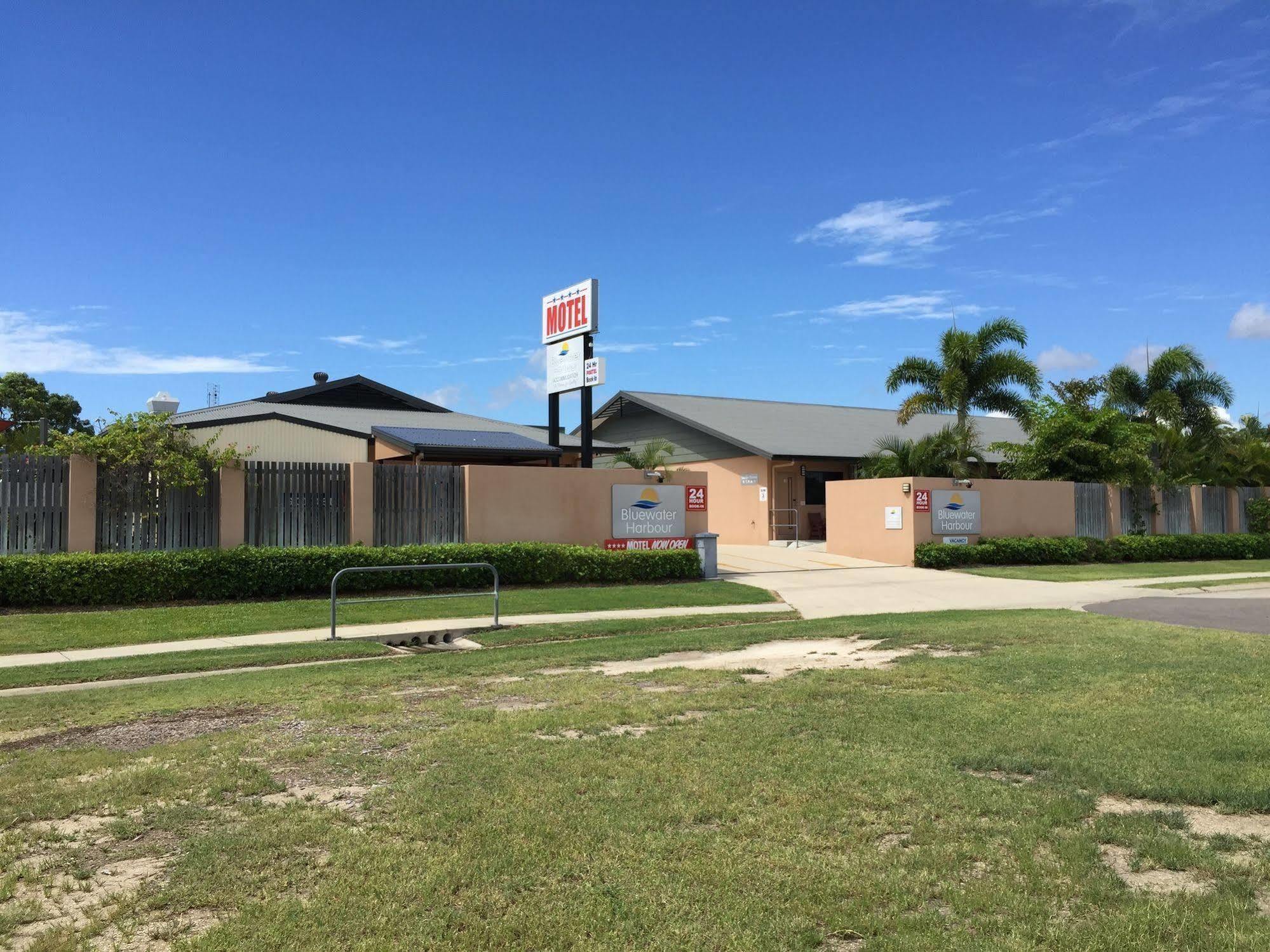 Bluewater Harbour Motel Bowen Exterior foto